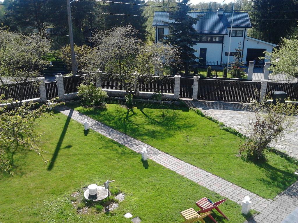 Oti Guesthouse Tallinn Exterior foto